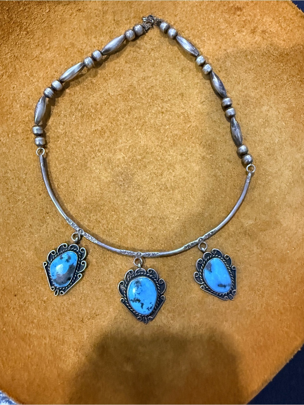 Navajo Vintage Turquoise Pendant Choker Necklace - Silver
